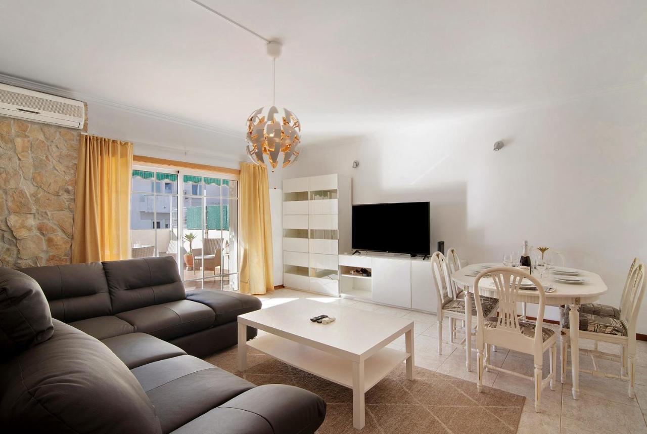 Apartamento T2 Perniciario Albufeira